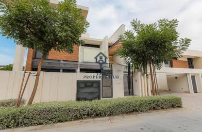 Villa - 4 Bedrooms - 7 Bathrooms for rent in West Yas - Yas Island - Abu Dhabi