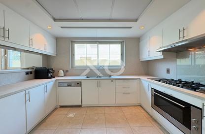 Villa - 3 Bedrooms - 4 Bathrooms for rent in District 5 - Jumeirah Park - Dubai Villa - 3 Bedrooms - 4 Bathrooms for rent in District 5 - Jumeirah Park - Dubai