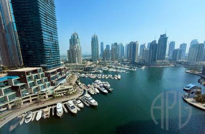 Apartment - 1 - 1 for rent in Cayan Tower - Dubai Marina - Dubai Apartment - 1 - 1 for rent in Cayan Tower - Dubai Marina - Dubai