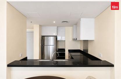 Apartment - 1 - 2 for rent in Damac Heights - Dubai Marina - Dubai