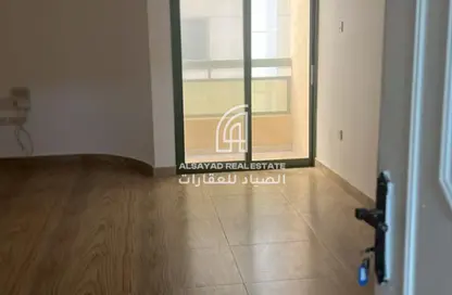 Apartment - 1 Bedroom - 2 Bathrooms for rent in Al Shahid Tower - Al Qasba - Sharjah