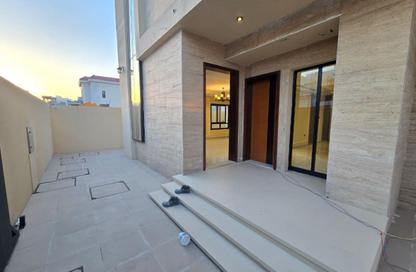Villa - 5 Bedrooms - 7 Bathrooms for sale in Al Yasmeen 1 - Al Yasmeen - Ajman