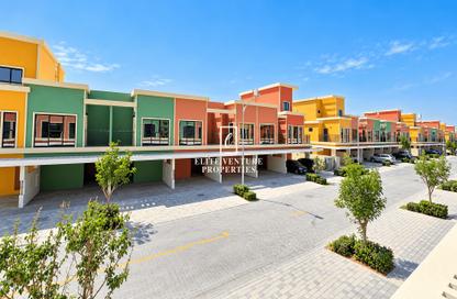 Townhouse - 3 - 3 for rent in Portofino - Damac Lagoons - Dubai