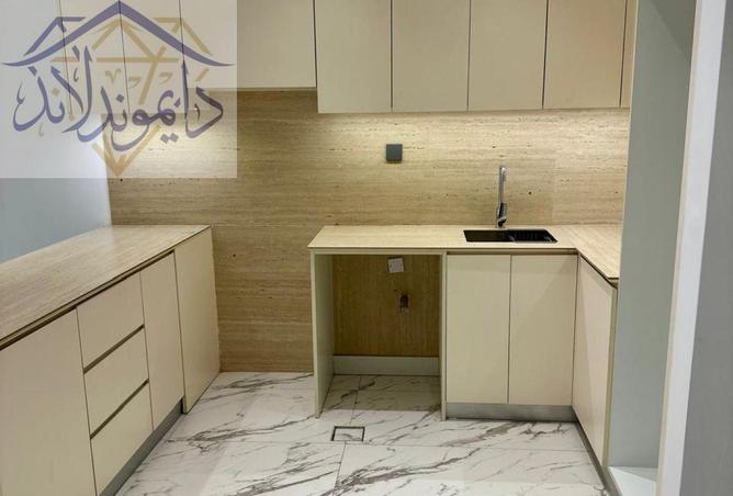 77810797 - Property Image 3