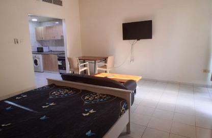 Apartment - Studio - 1 for rent in Building X10 - England Cluster - International City - Dubai