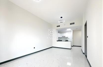 Apartment - 1 Bedroom - 1 Bathroom for rent in Rukan Tower C - Rukan Tower - Rukan - Dubai Land - Dubai