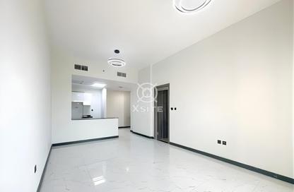 Apartment - 1 Bedroom - 1 Bathroom for rent in Rukan Tower C - Rukan Tower - Rukan - Dubai Land - Dubai