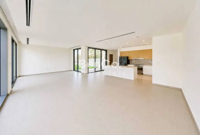 141912350 - Property Image 2