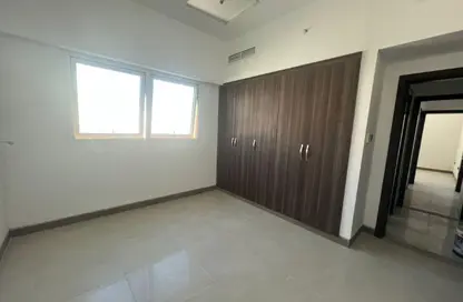 Apartment - 2 Bedrooms - 3 Bathrooms for rent in ADNIC Building - Um Altaraffa - Al Gharb - Sharjah