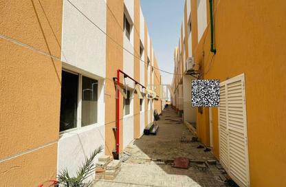 سكن عمال - استوديو - 8 حمامات للايجار في الجرف الصناعية 3 - الجرف الصناعية - عجمان