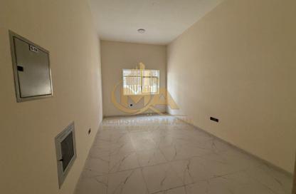 Apartment - Studio - 1 Bathroom for rent in Al Jurf 3 - Al Jurf - Ajman Downtown - Ajman