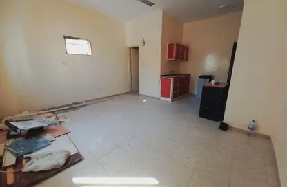 Apartment - Studio - 1 Bathroom for rent in Fire Station Road - Muwaileh - Sharjah