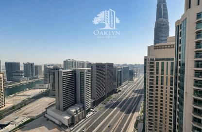 Apartment - Studio - 1 for rent in Burj Al Nujoom - Downtown Dubai - Dubai