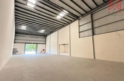 Warehouse - Studio - 1 Bathroom for rent in Dubai Investment Park 1 (DIP 1) - Dubai Investment Park (DIP) - Dubai