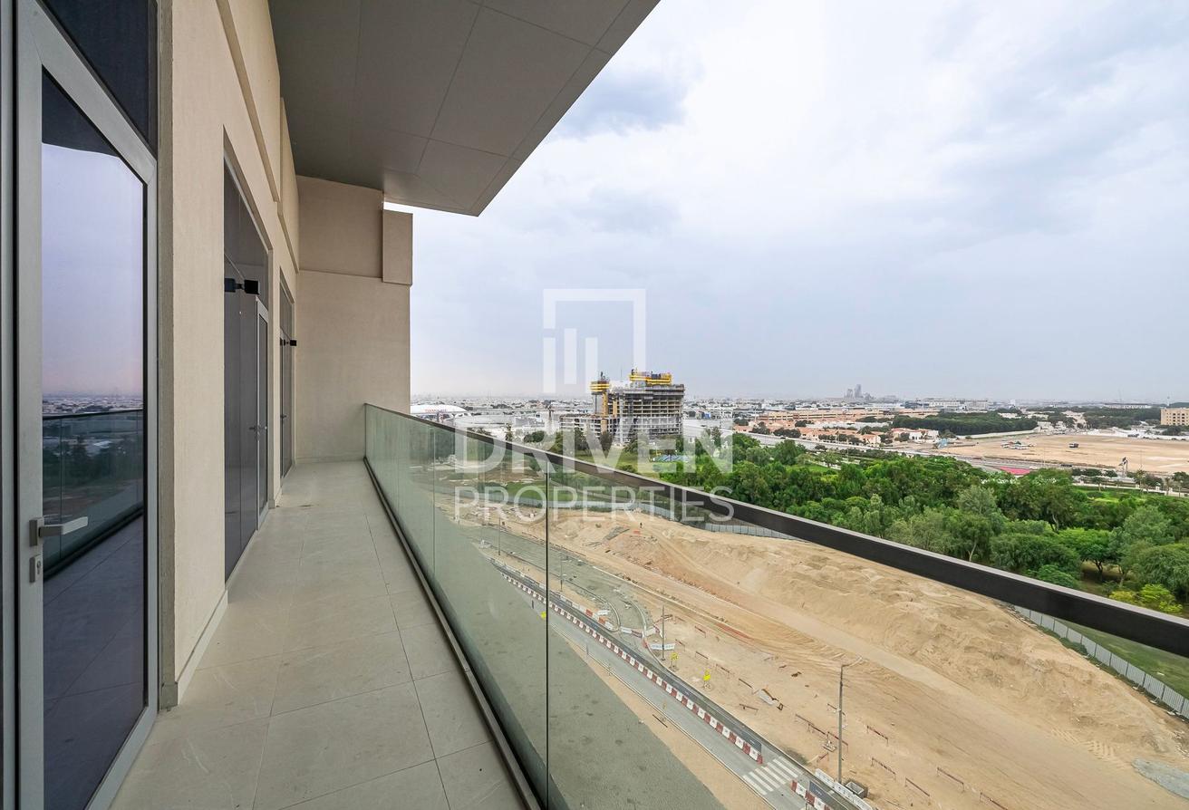 Full Canal and Burj Khalifa View | Spacious Layout photo 19