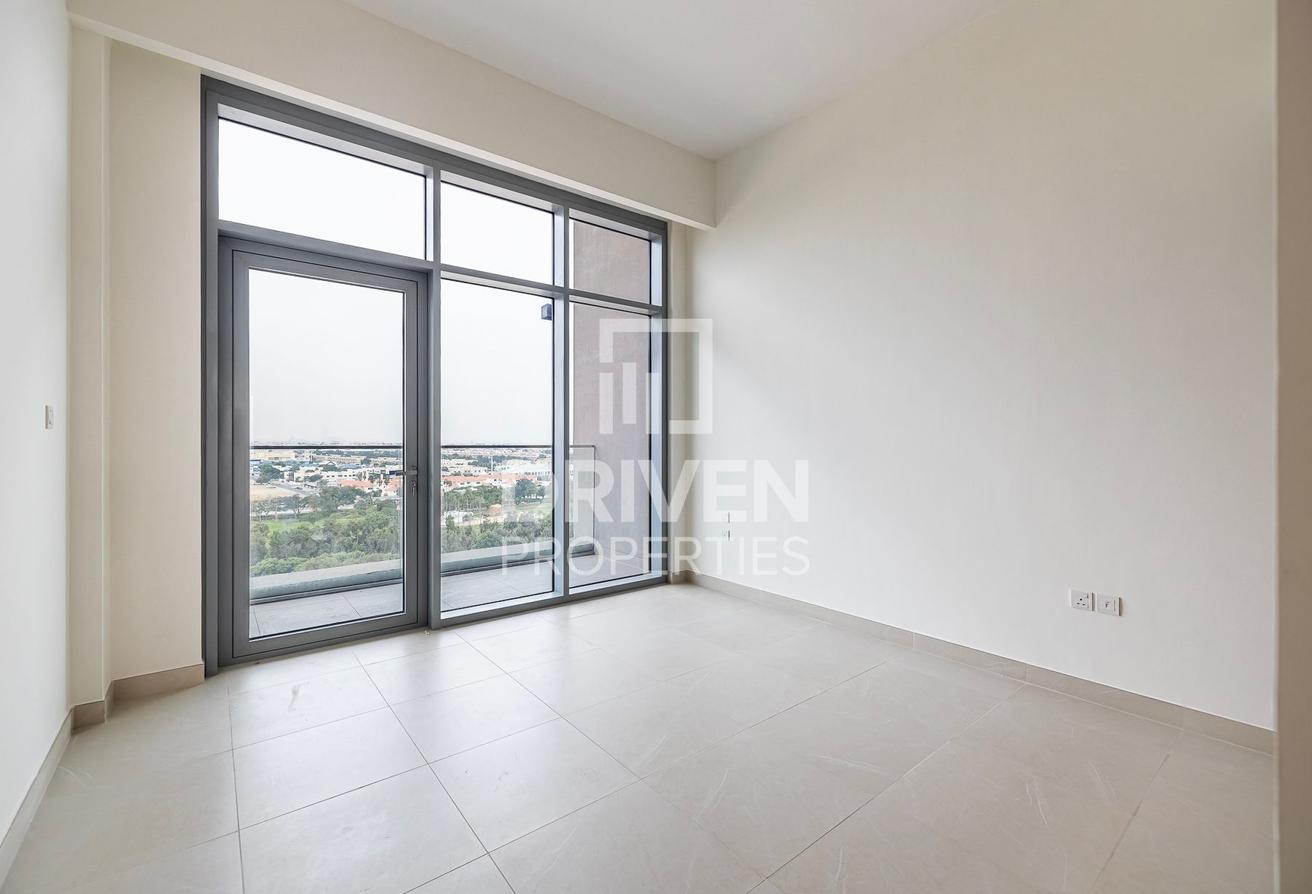 Full Canal and Burj Khalifa View | Spacious Layout photo 24