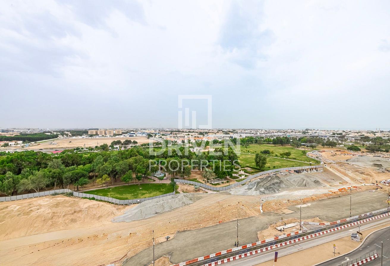 Full Canal and Burj Khalifa View | Spacious Layout photo 26