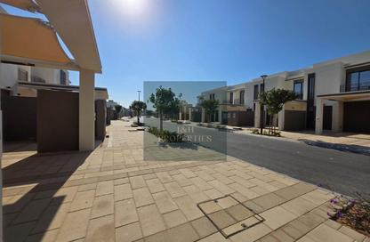 Townhouse - 2 Bedrooms - 3 Bathrooms for sale in Falcon Island South - Falcon Island - Al Hamra Village - Ras Al Khaimah Townhouse - 2 Bedrooms - 3 Bathrooms for sale in Falcon Island South - Falcon Island - Al Hamra Village - Ras Al Khaimah