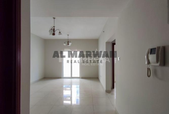 76564037 - Property Image 2