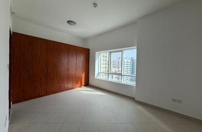 Apartment - 1 Bedroom - 2 Bathrooms for rent in Al Majaz 1 - Al Majaz - Sharjah