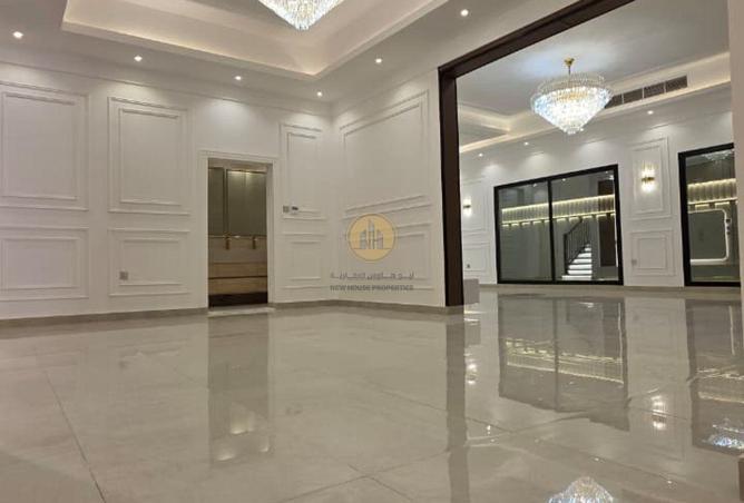 94028359 - Property Image 2