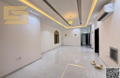 Villa - 5 Bedrooms - 7 Bathrooms for rent in Al Yasmeen 1 - Al Yasmeen - Ajman