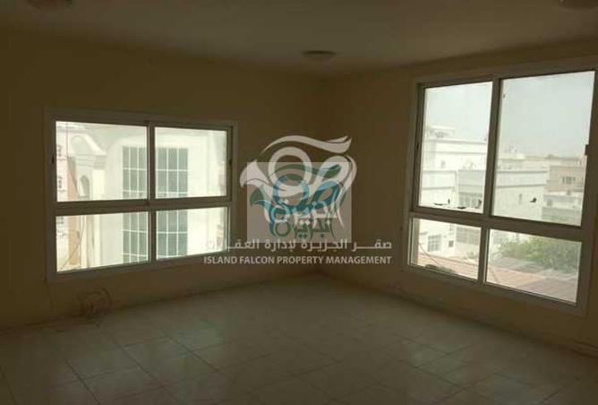 104685962 - Property Image 2
