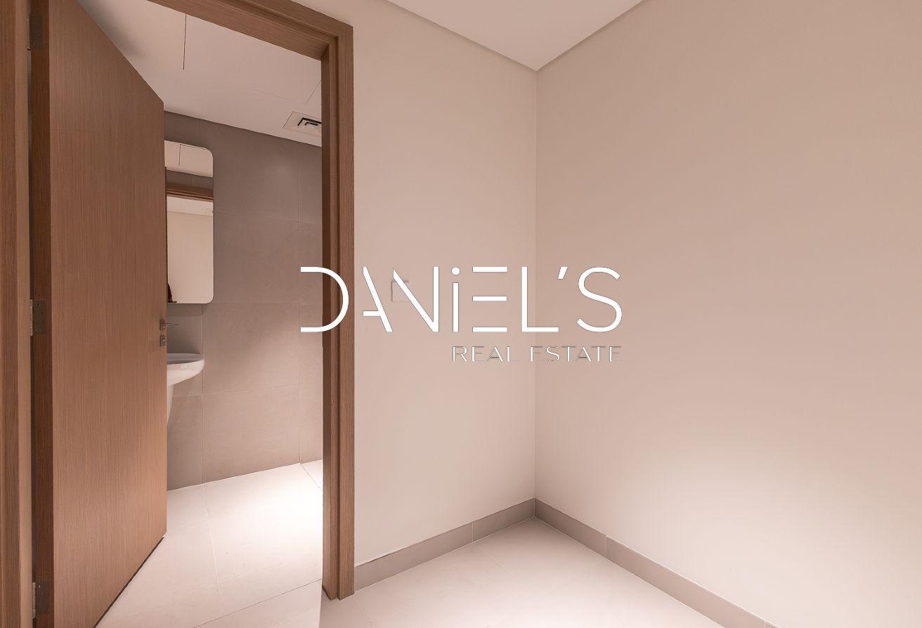Burj Khalifa View | Move In Ready | Area Expert photo 13