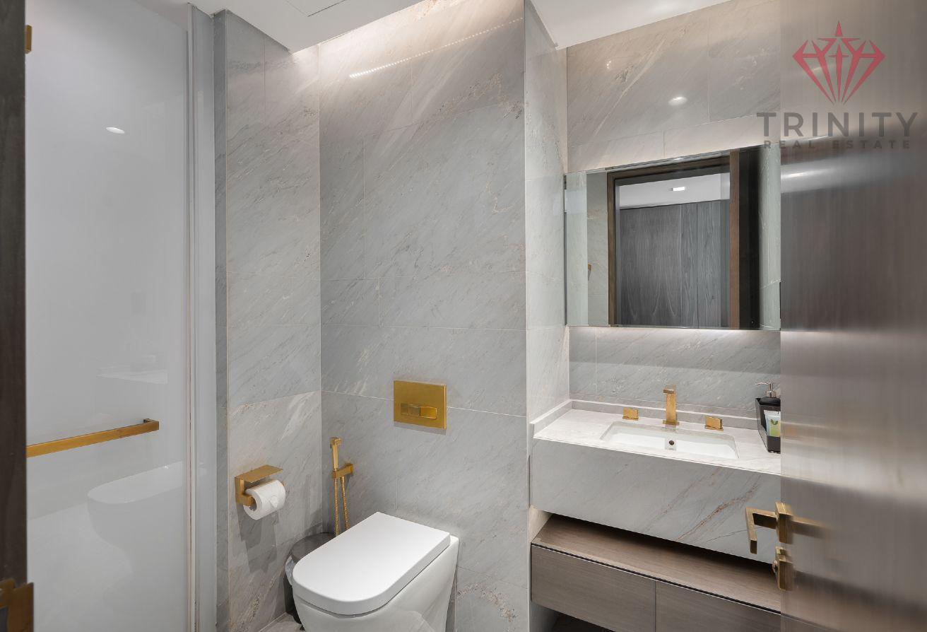 Luxury 2BHK | Sea View | Best price Acceptable* photo 13