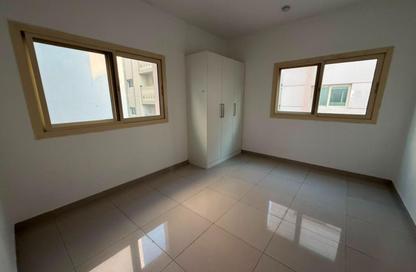 Apartment - 3 Bedrooms - 3 Bathrooms for rent in Muweileh Community - Muwaileh Commercial - Sharjah