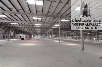 Warehouse - Studio - 2 Bathrooms for rent in Al Sajaa Industrial - Al Sajaa - Sharjah