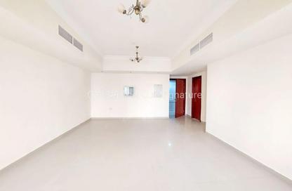 Apartment - 2 Bedrooms - 2 Bathrooms for rent in New Al Taawun Road - Al Taawun - Sharjah