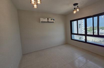 Villa - 3 Bedrooms - 4 Bathrooms for rent in Khuzam - Ras Al Khaimah