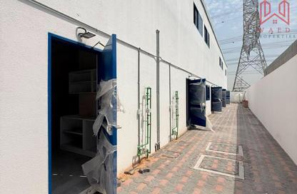 Warehouse - Studio - 1 Bathroom for rent in Al Qusais Industrial Area 3 - Al Qusais Industrial Area - Al Qusais - Dubai