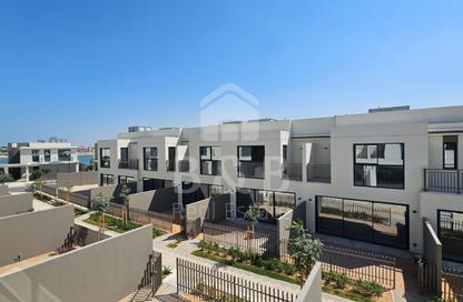 Townhouse - 2 Bedrooms - 3 Bathrooms for rent in Falcon Island North - Falcon Island - Al Hamra Village - Ras Al Khaimah Townhouse - 2 Bedrooms - 3 Bathrooms for rent in Falcon Island North - Falcon Island - Al Hamra Village - Ras Al Khaimah