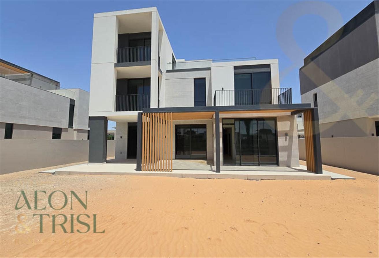Brand New | Park n Pool Facing | Price Reduced photo 5