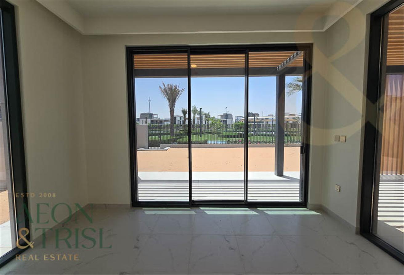 Brand New | Park n Pool Facing | Price Reduced photo 10
