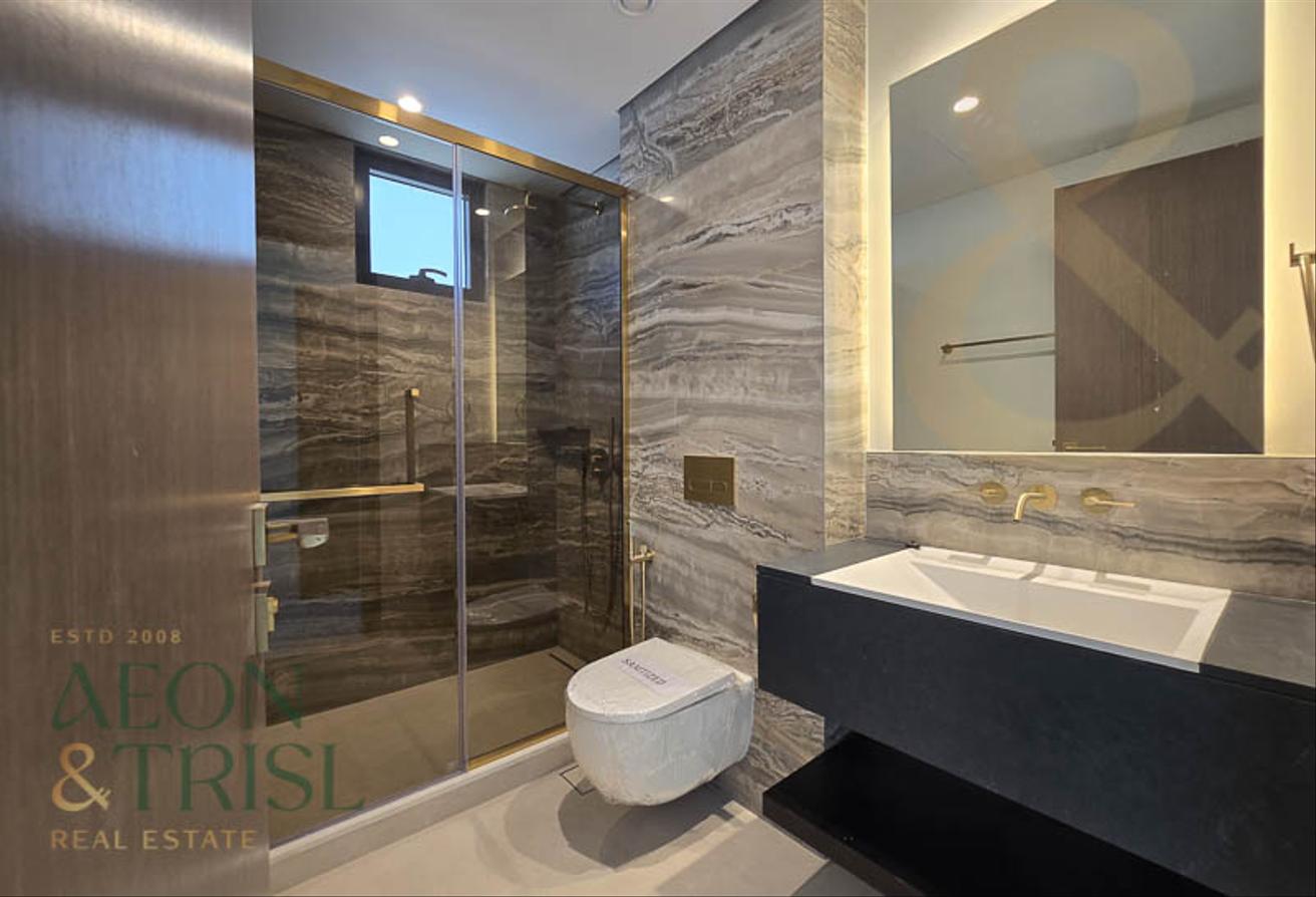 Brand New | Park n Pool Facing | Price Reduced photo 17
