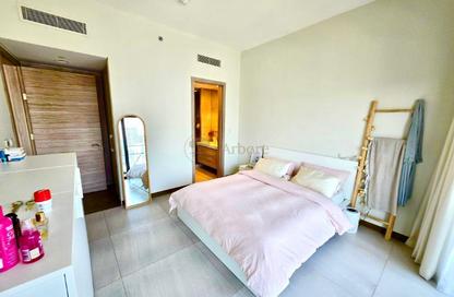 Apartment - 1 Bedroom - 2 Bathrooms for sale in SOL Bay - Business Bay - Dubai