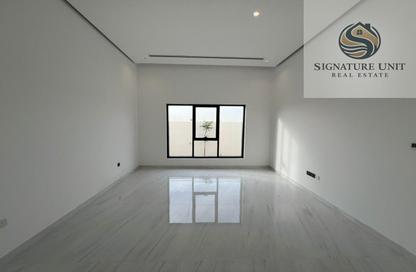 Villa - 4 Bedrooms - 5 Bathrooms for rent in Wadi Alshabak - Dubai