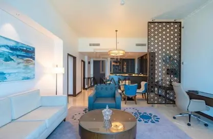 Apartment - 1 Bedroom - 2 Bathrooms for sale in Fairmont Marina Residences - The Marina - Abu Dhabi