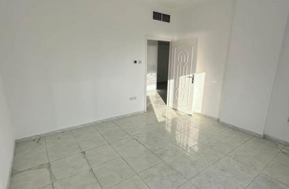 Apartment - 1 Bedroom - 2 Bathrooms for rent in Thuraya Al Majaz Building - Al Majaz 3 - Al Majaz - Sharjah