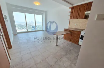 شقة - غرفة نوم - 2 حمامات للايجار في برج  UP - شارع الشيخ زايد - دبي