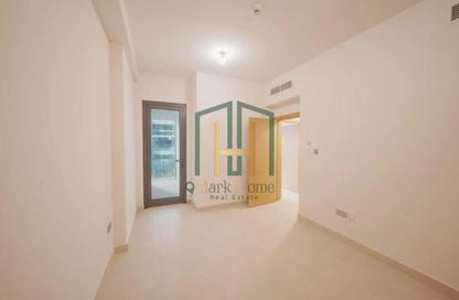 Apartment - 2 Bedrooms - 3 Bathrooms for rent in Radiant Square - City Of Lights - Al Reem Island - Abu Dhabi