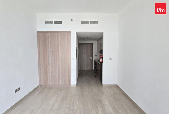 114595239 - Property Image 3
