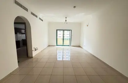 Apartment - 2 Bedrooms - 3 Bathrooms for rent in New Al Taawun Road - Al Taawun - Sharjah