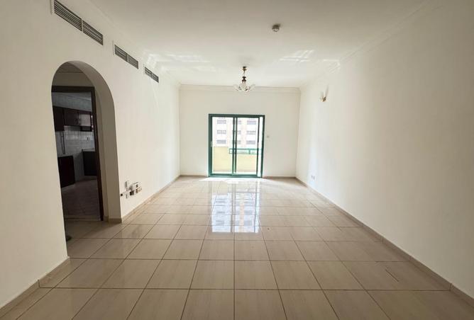 75403268 - Property Main Image