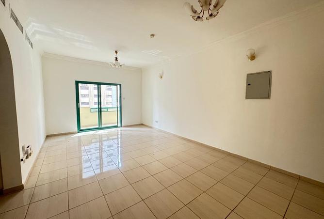 75403268 - Property Image 3