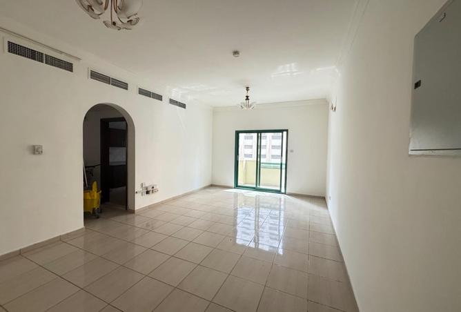 75403268 - Property Image 2