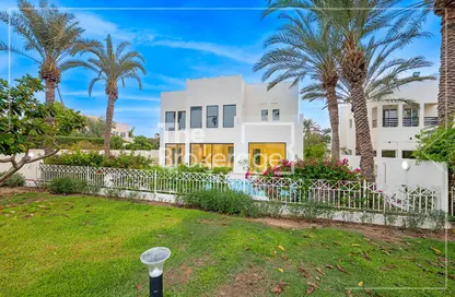 Villa - 5 Bedrooms - 6 Bathrooms for sale in Meadows 5 - Meadows - Dubai